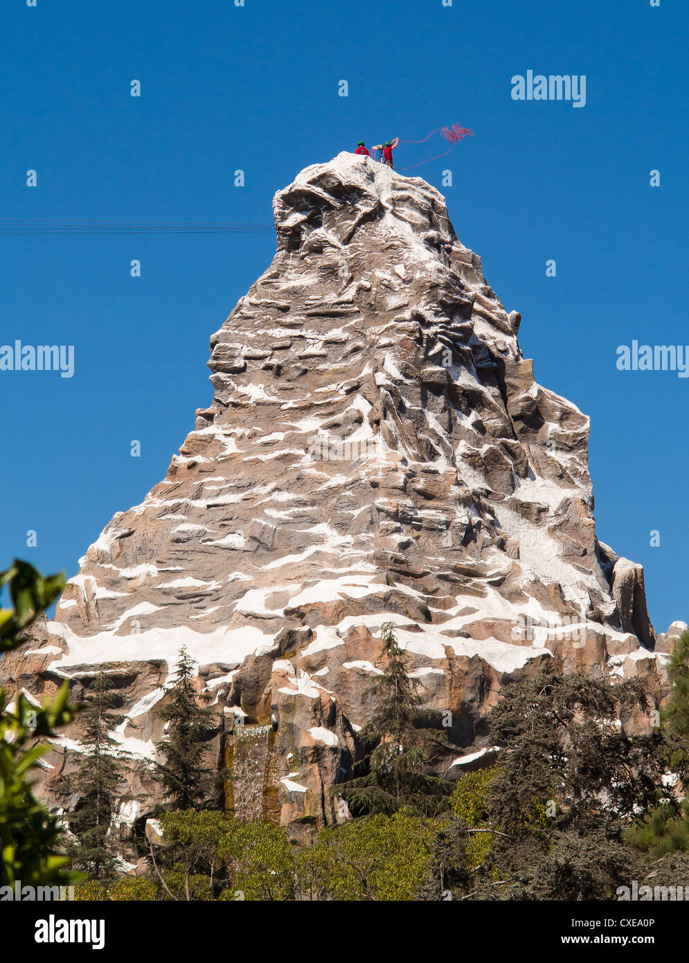 ANAHEIM, Californie, USA - Le Mont Cervin au parc d'attraction Disneyland Banque D'Images