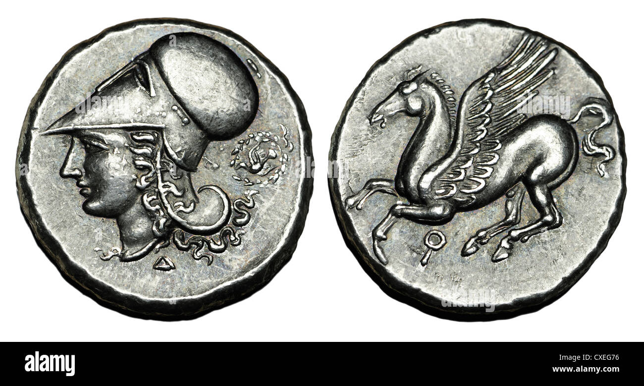 Grèce Corinthe Statère 400-350 BC (réplique) Pegasus avec aile pointu / Head of Athena port casque corinthien Banque D'Images