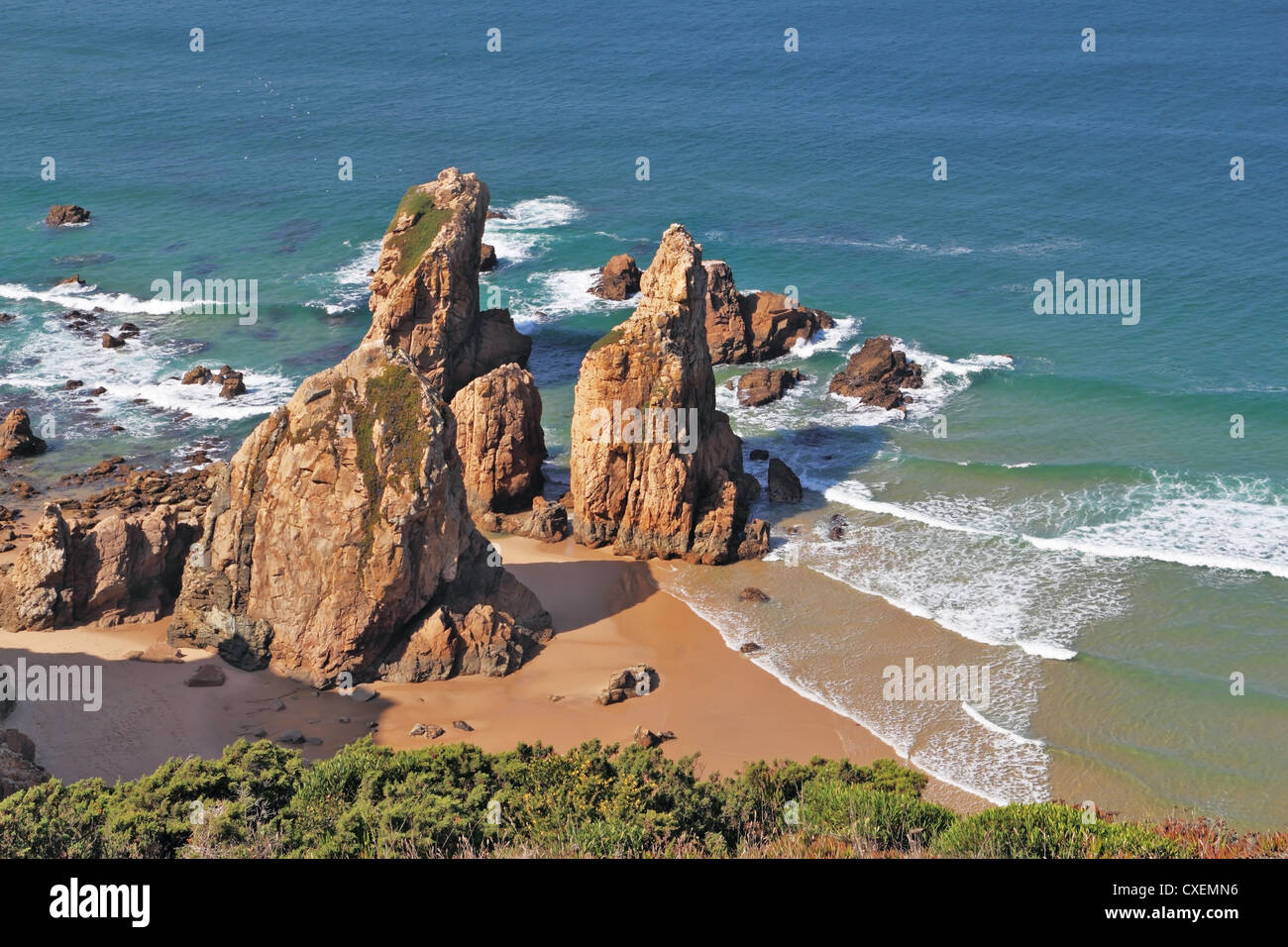 La roche sur la rive de l'océan Atlantique Banque D'Images