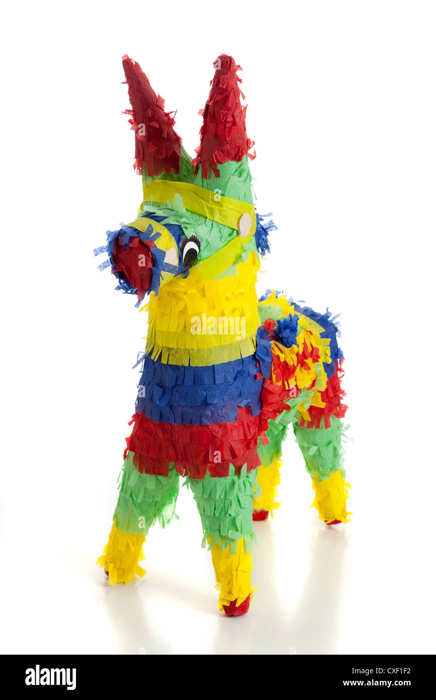 Un traditionnel, de couleur primaire parti mexicain piñata sur fond blanc Banque D'Images
