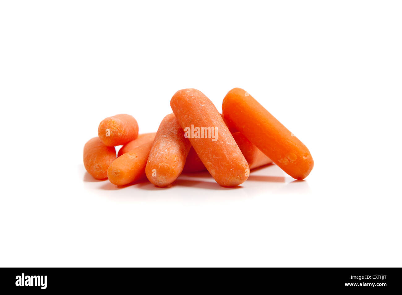 Bâtonnets de carottes sur fond blanc Banque D'Images