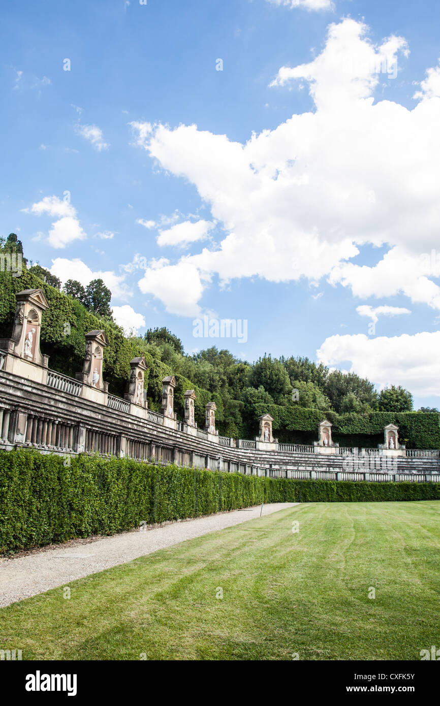 Florence, Italie. Vieux Jardins de Boboli au cours d'une journée ensoleillée en saison estivale Banque D'Images