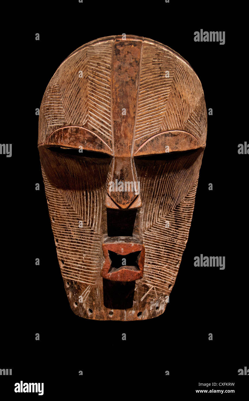 19ème siècle Masque kifwebe République démocratique du Congo dans la région de la rivière Lomami peuples Songye Afrique 44 cm Banque D'Images