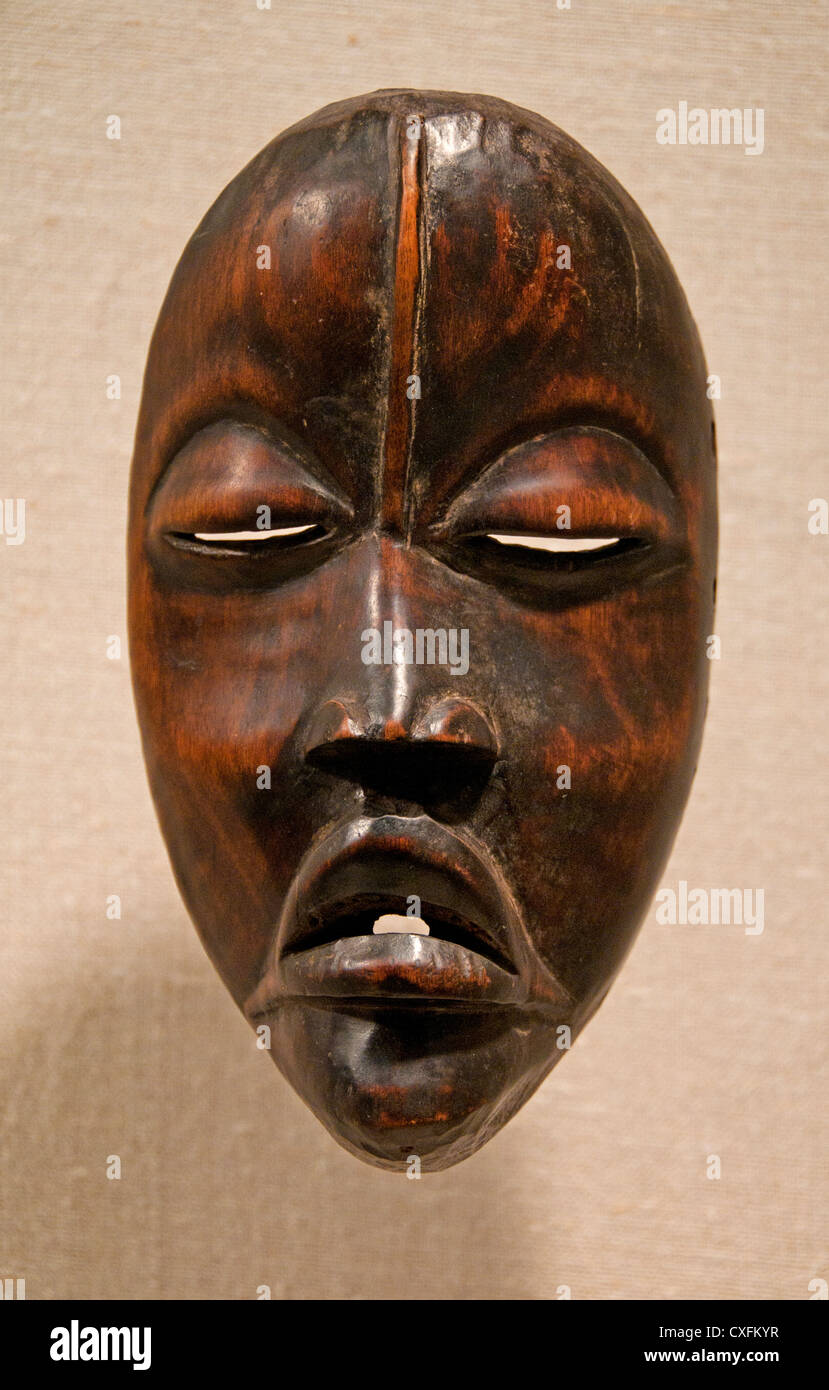 19e masque 20e siècle la Côte d'Ivoire ou Libéria Afrique peuples Dan Banque D'Images
