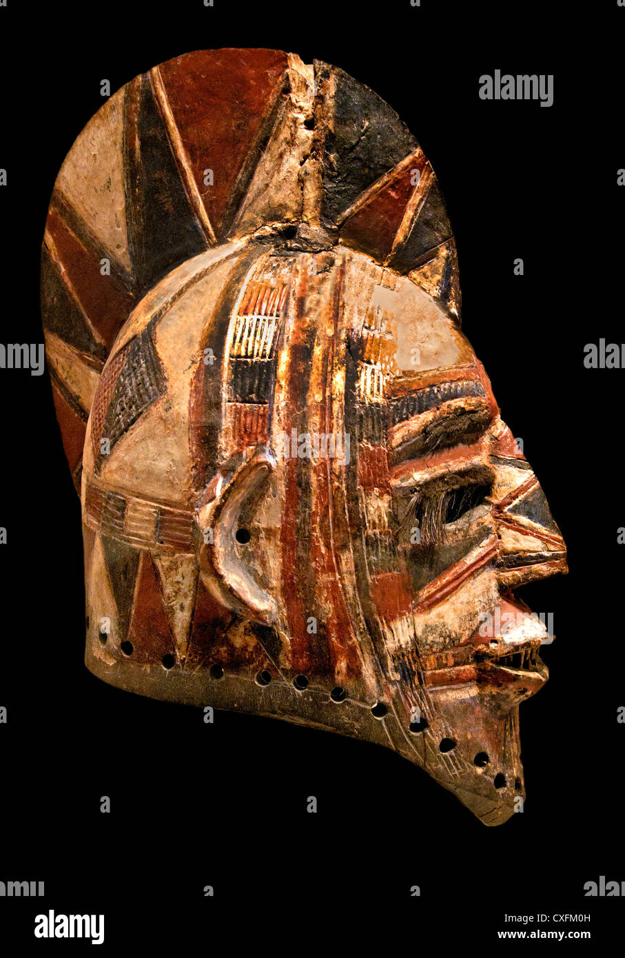 Masque casque Bolo 19e 20e siècle Peuples Bobo Burkina Faso Masque Casque de sculpture en bois moyen (Bolo) Afrique Banque D'Images