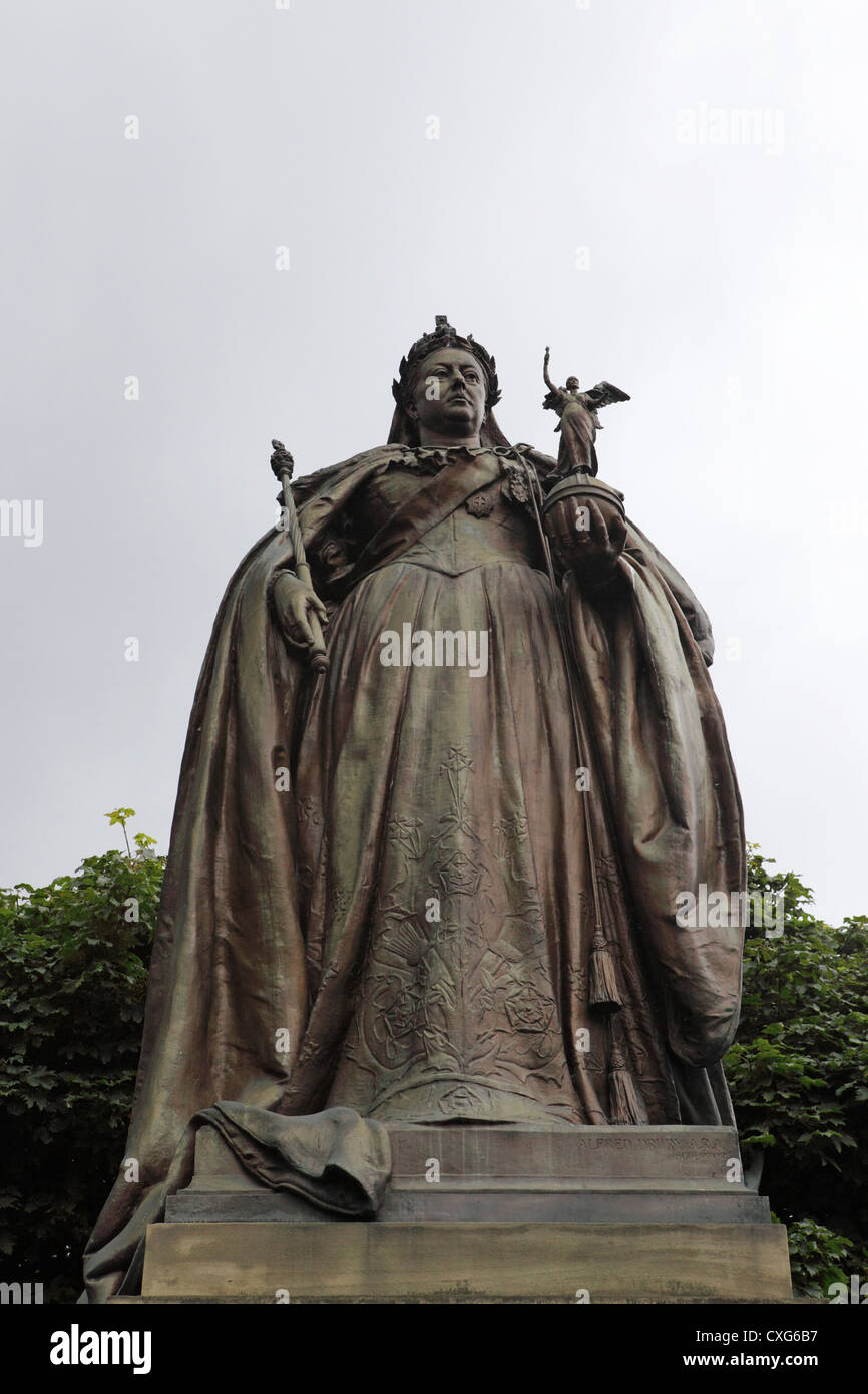 Statue de la reine Victoria à Bradford, West Yorkshire, Angleterre. Banque D'Images