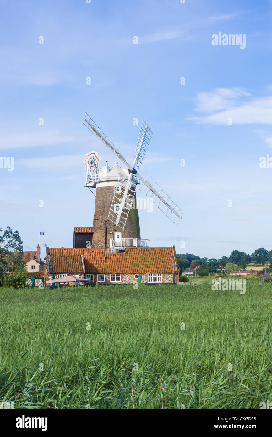 Le CLAJ moulin et de roselières, de North Norfolk. Banque D'Images
