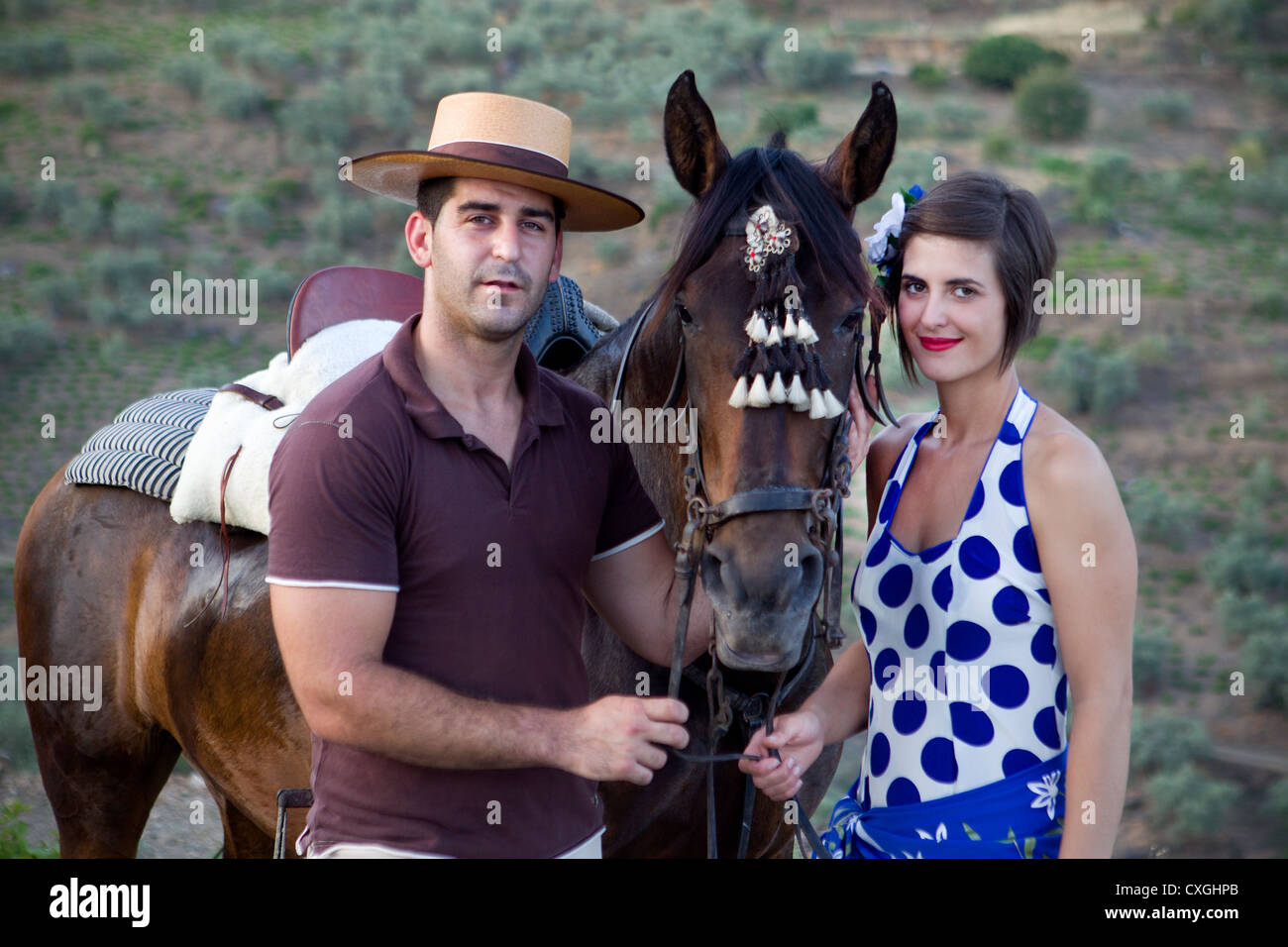 Les cavaliers portant des costumes de style andalou typique de l'Andalousie, Sud de l'Espagne Banque D'Images