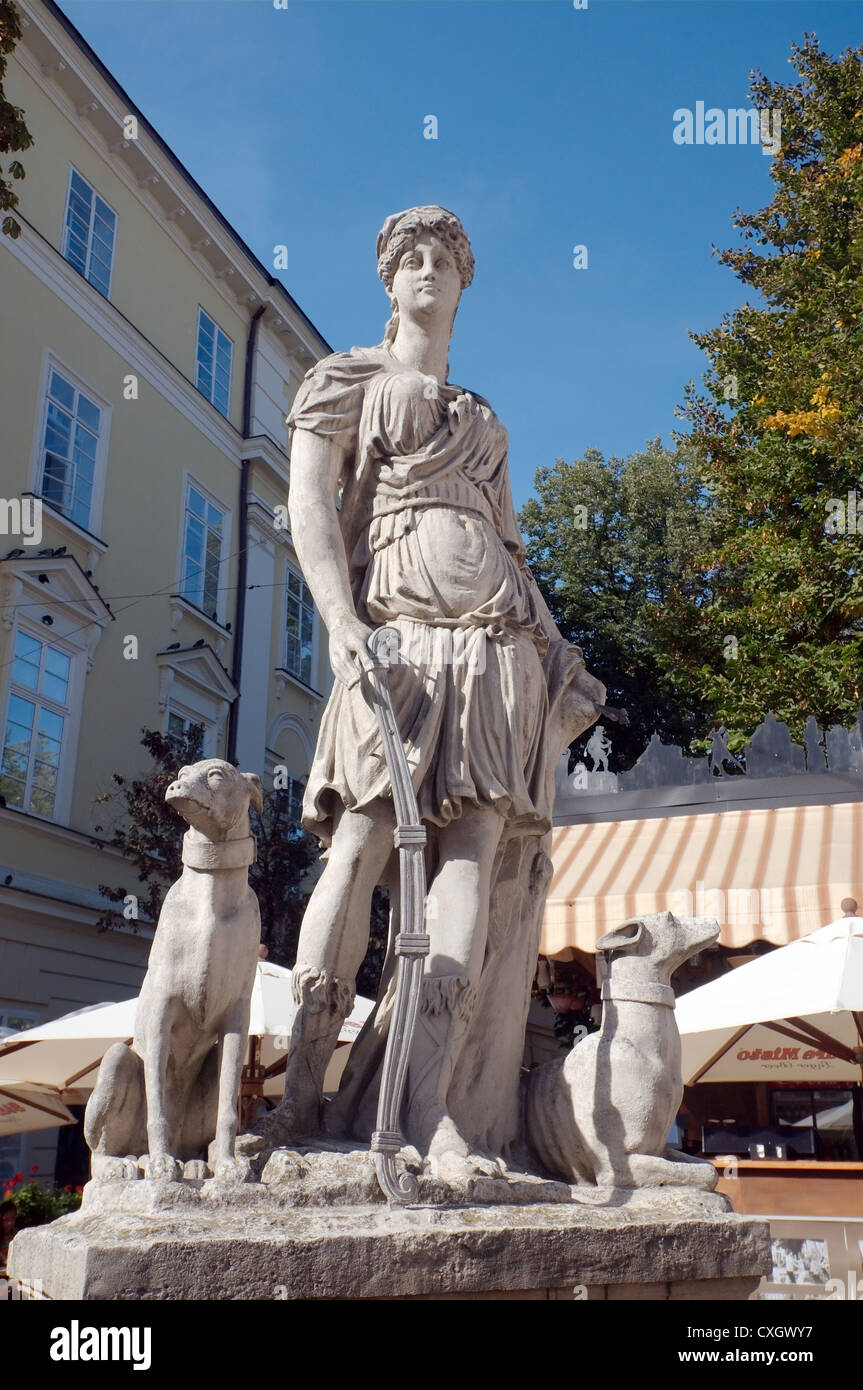 Monument déesse Artémis, Lviv, Ukraine, Europe de l'Est Banque D'Images