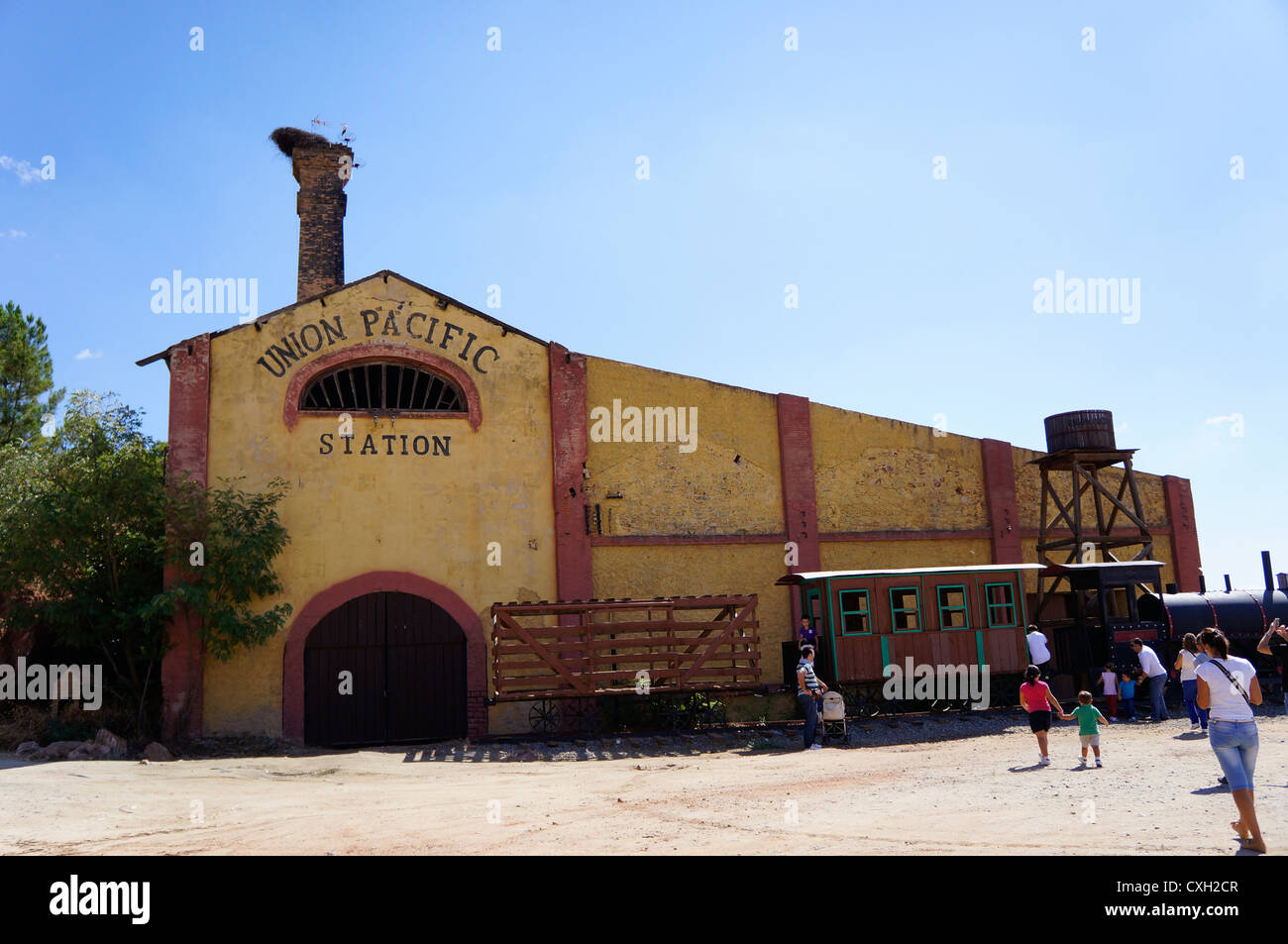 Ville de l'Ouest. La gare de l'Union Pacific, à la Reserva Sevilla El Castillo de las Guardas, Espagne Banque D'Images