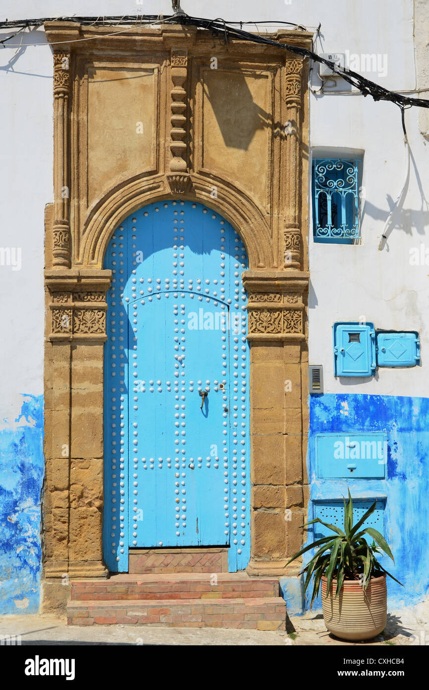 Dans la porte marocaine médina de Rabat Banque D'Images