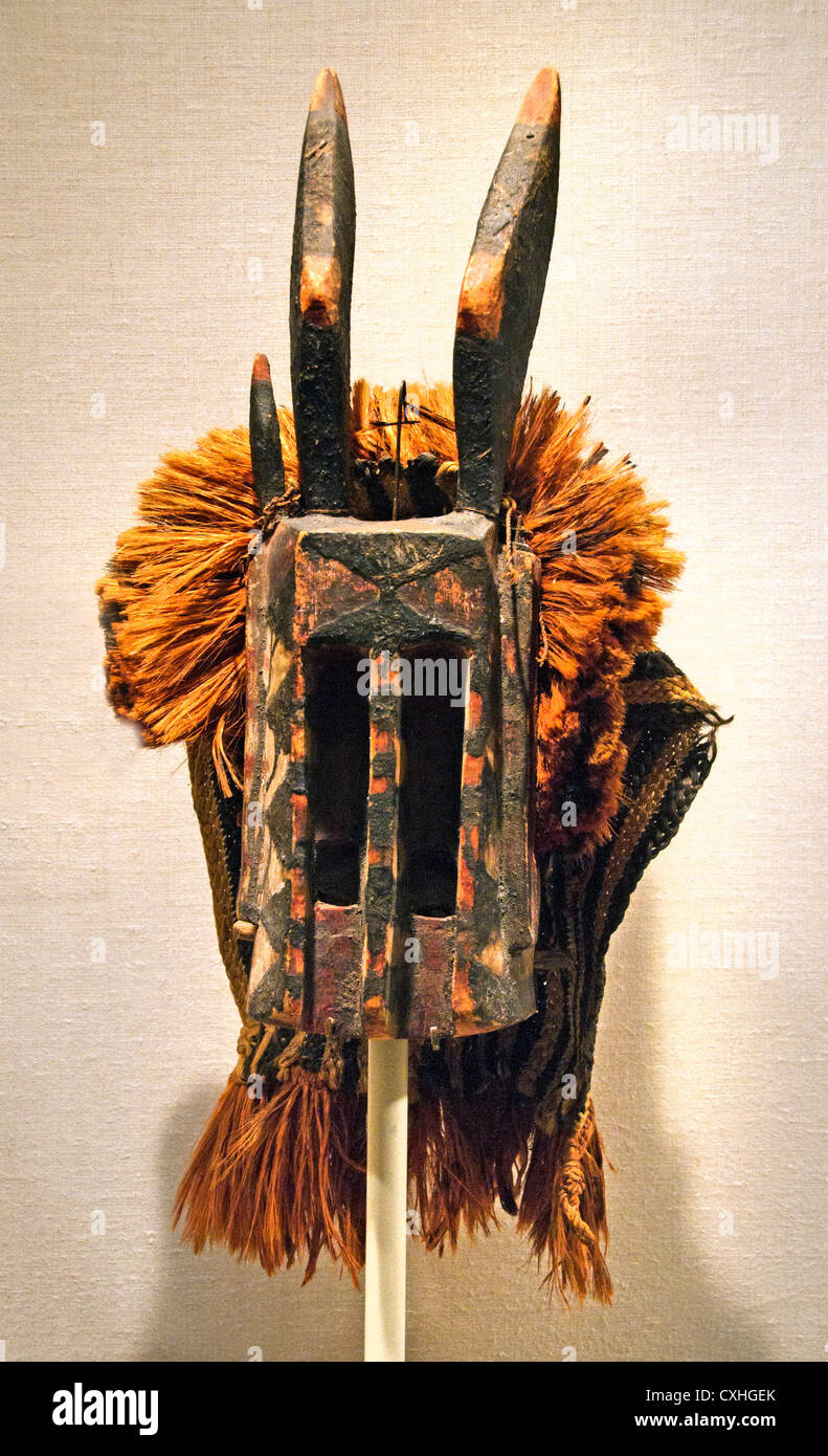 Antilope masque Walu Dogon MALI 19e siècle bois 50 cm peuples pigment Afrique Banque D'Images