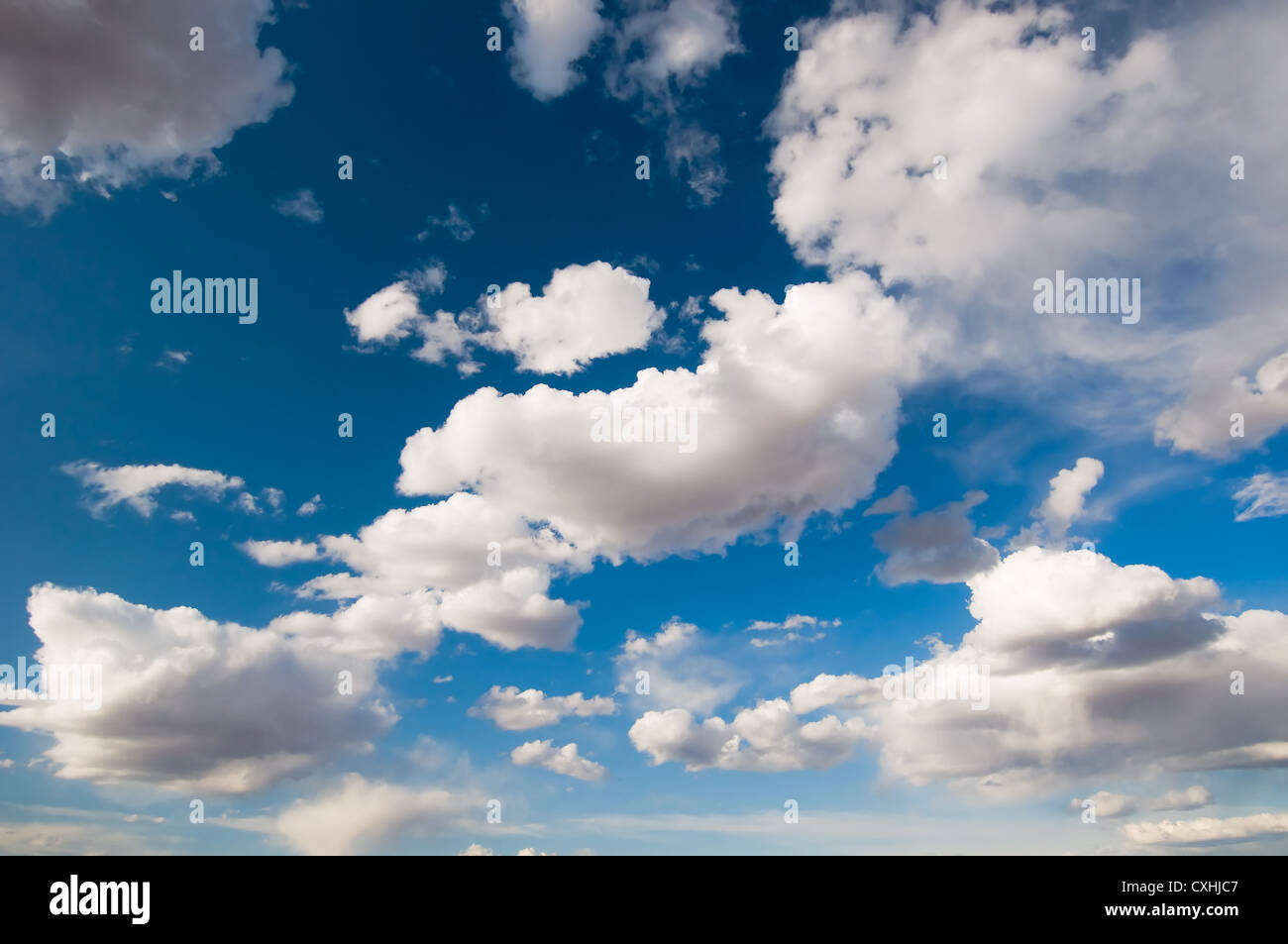 ciel nuageux Banque D'Images