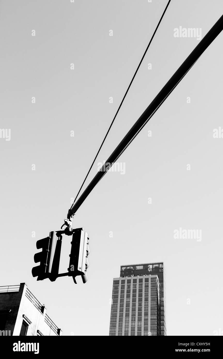 Broadway New York, feu de circulation. En noir & blanc Banque D'Images