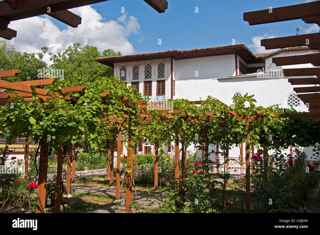 Khan's Palace grape arbor et le jardin à Bahchisaraja, ancienne capitale ottomane en Crimée. Banque D'Images