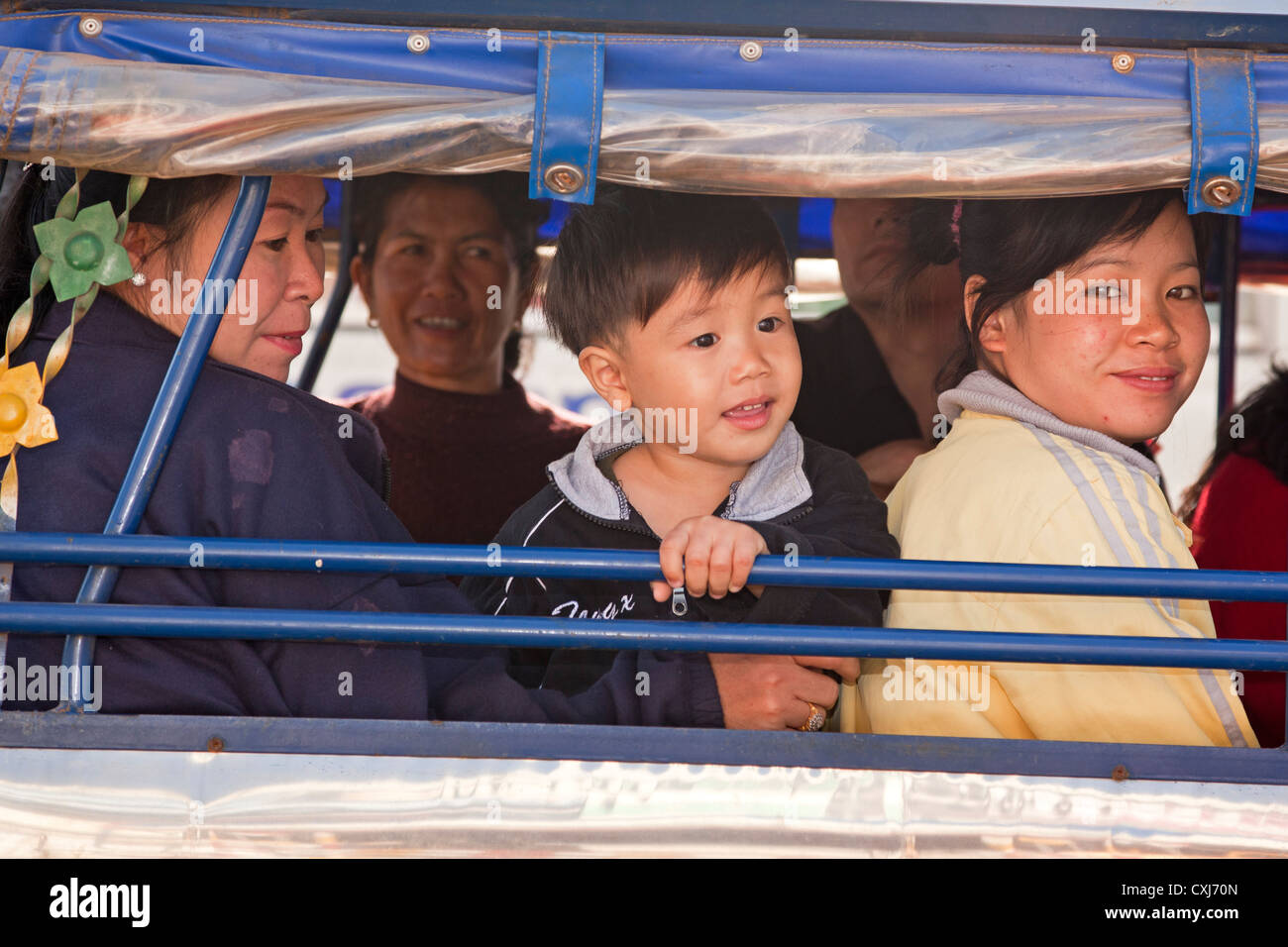 Les passagers tuk tuk, Vientiane, Laos Banque D'Images