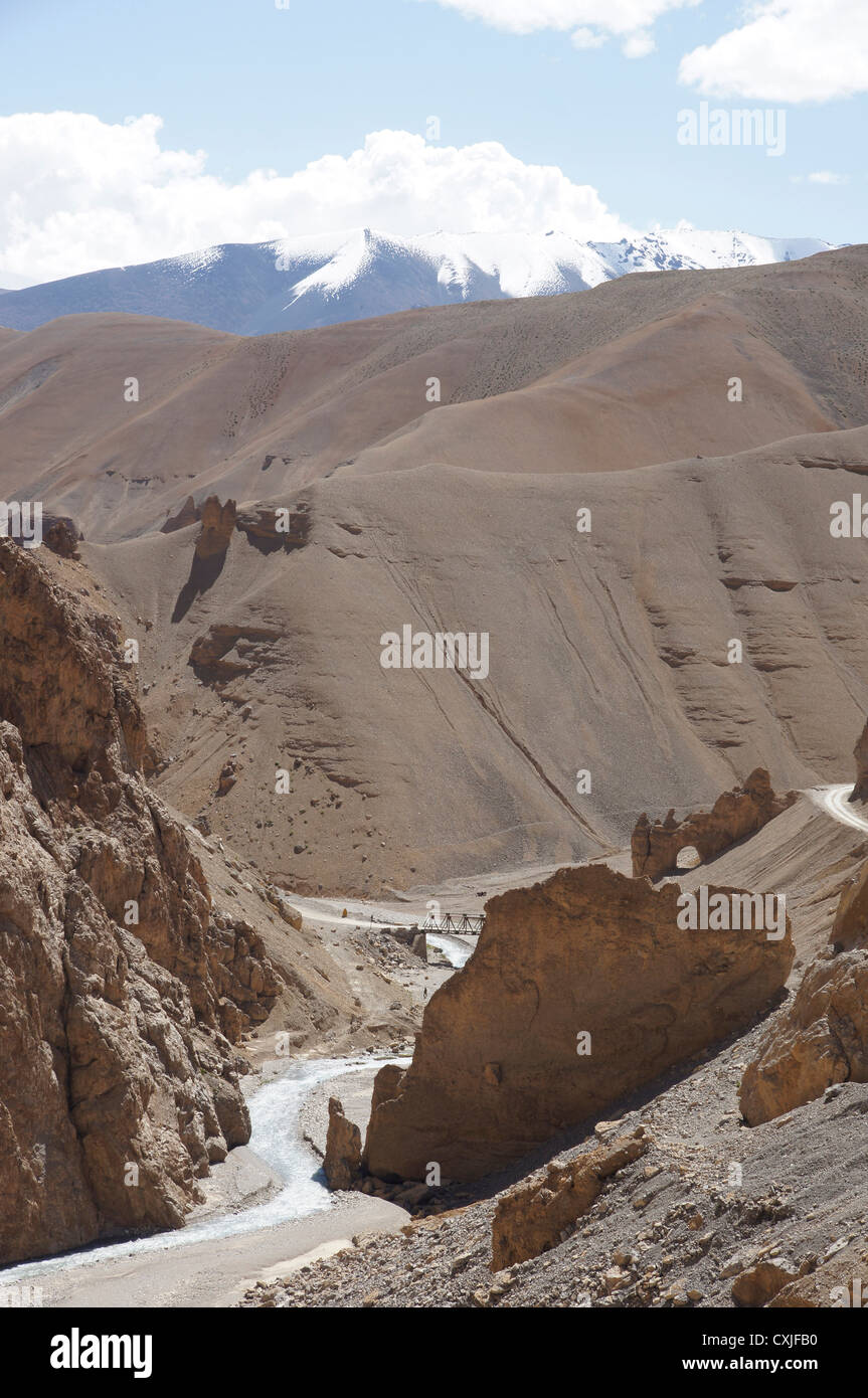 Paysage entre lachulung la et Pang, manali leh-autoroute, Jammu-et-Cachemire, l'Inde Banque D'Images