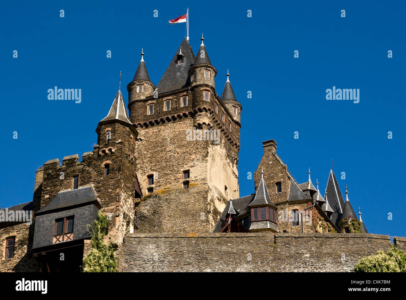 Le château de Cochem, vallée de la Moselle, en Allemagne. Banque D'Images