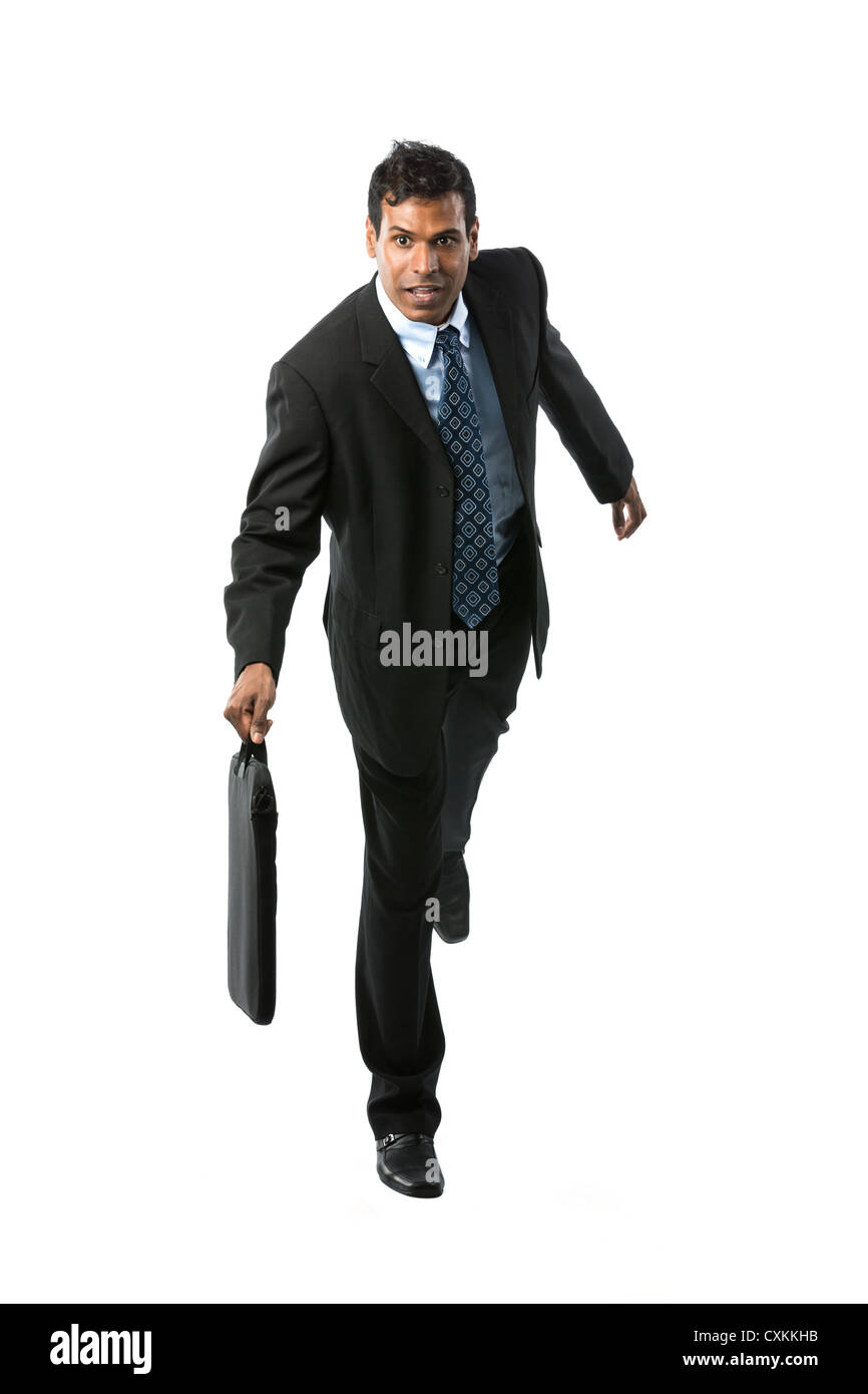 Portrait d'un homme d'affaires indien à la recherche. Isolé sur fond blanc. Banque D'Images