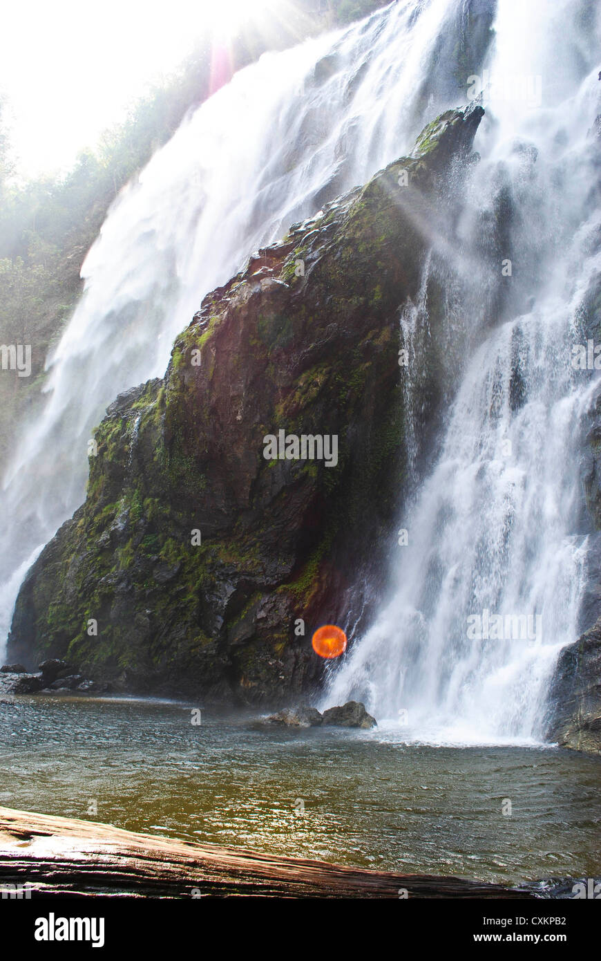 La célèbre cascade dans la province de Kamphaeng Phet. Banque D'Images