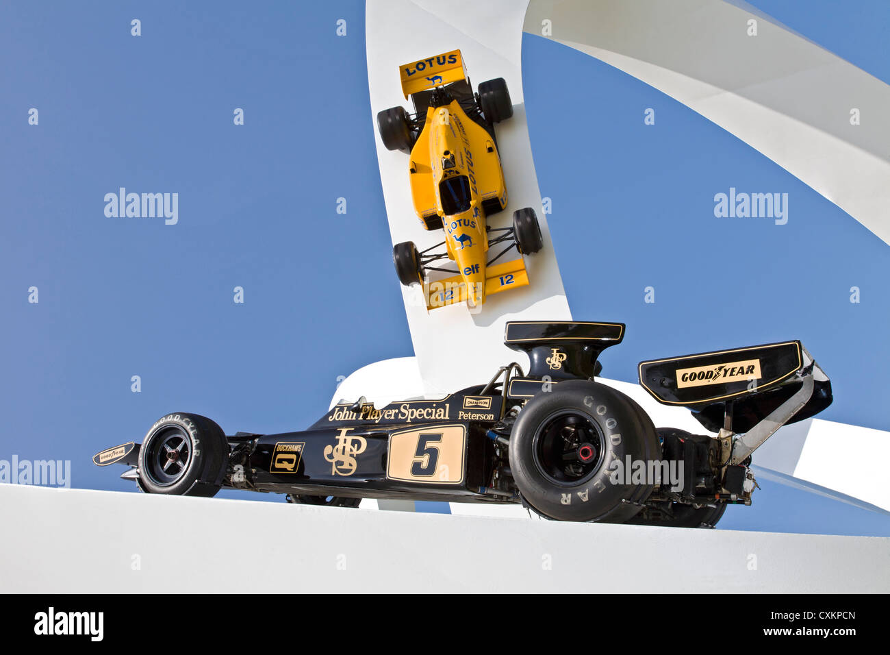 Sculpteur Gerry Judah conçu Lotus 60e anniversaire de l'affichage à l'édition 2012 du Goodwood Festival of Speed, Sussex, UK. Banque D'Images