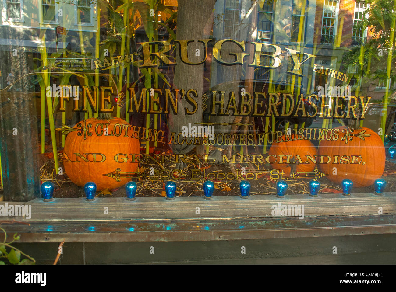 New York, NY, USA, magasin de vêtements de luxe, Ralph Lauren Shop, l'affichage de la fenêtre avant l'automne, thème, Shopping à Greenwich Village, Manhattan Banque D'Images