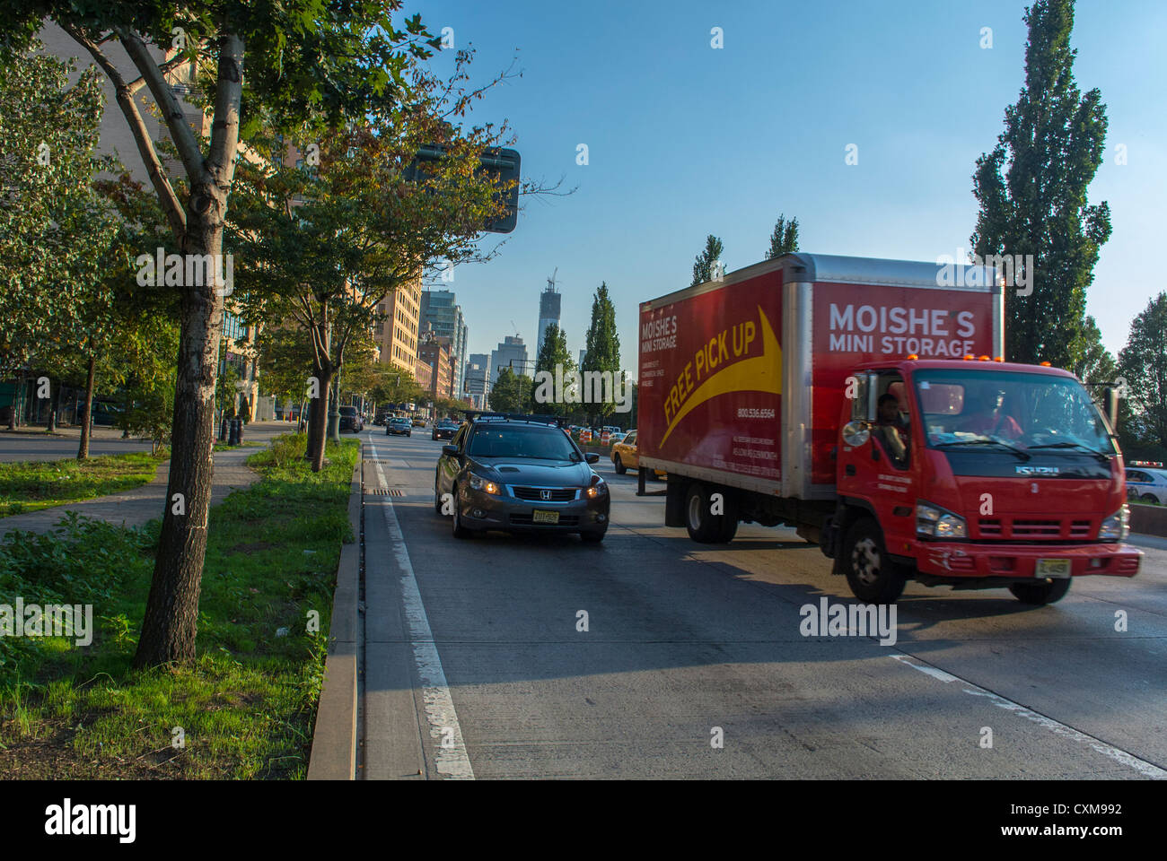 New York City, NY, USA, scènes de rue dans le Meatpacking District, voitures, camions conduisant West Side Highway, ny Streets, West village nyc hudson Banque D'Images