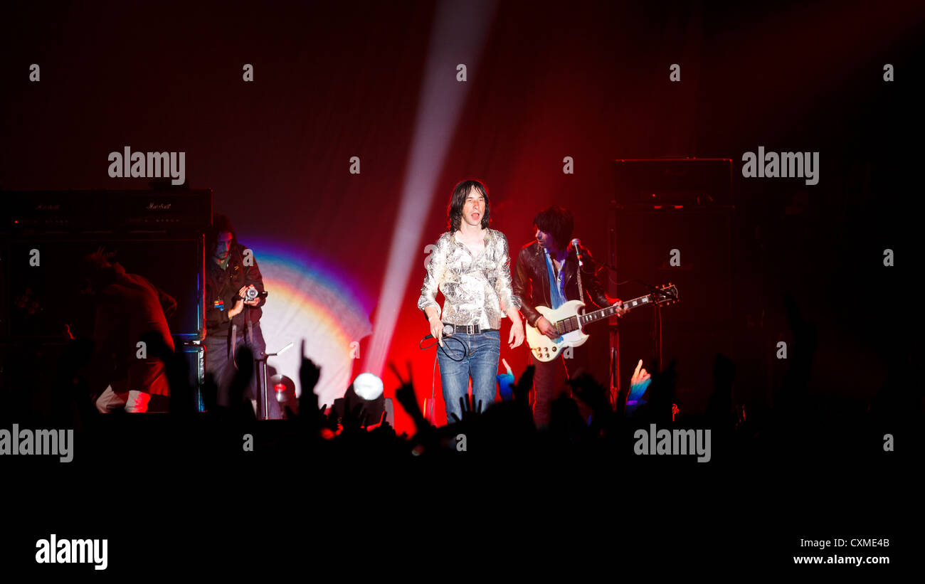 Primal Scream sur scène à l'Eden sessions à l'Eden Project, Cornwall en 2011 Banque D'Images