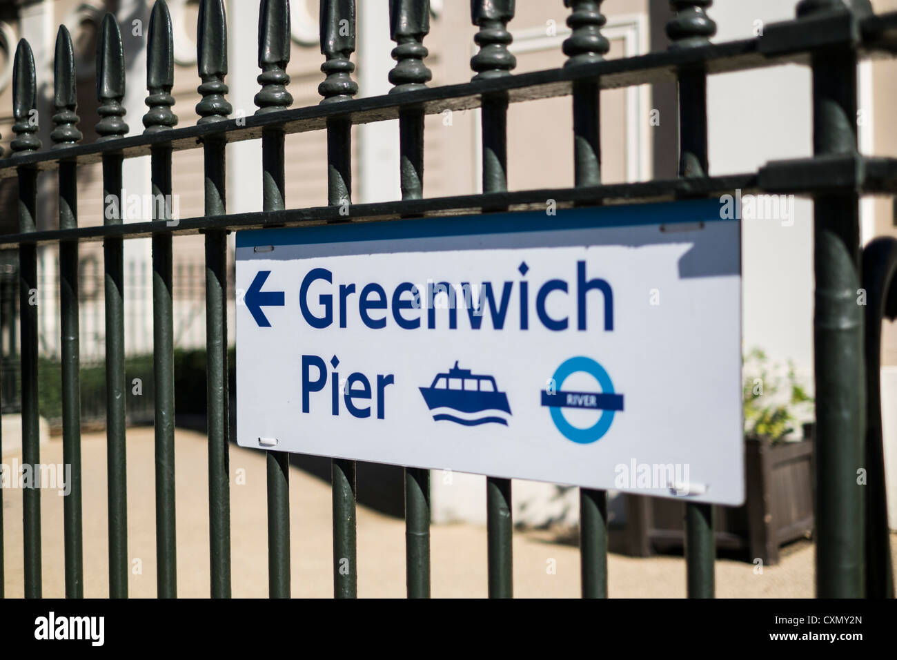 Signe pour 'Greenwich Pier' Londres, Royaume-Uni. Banque D'Images