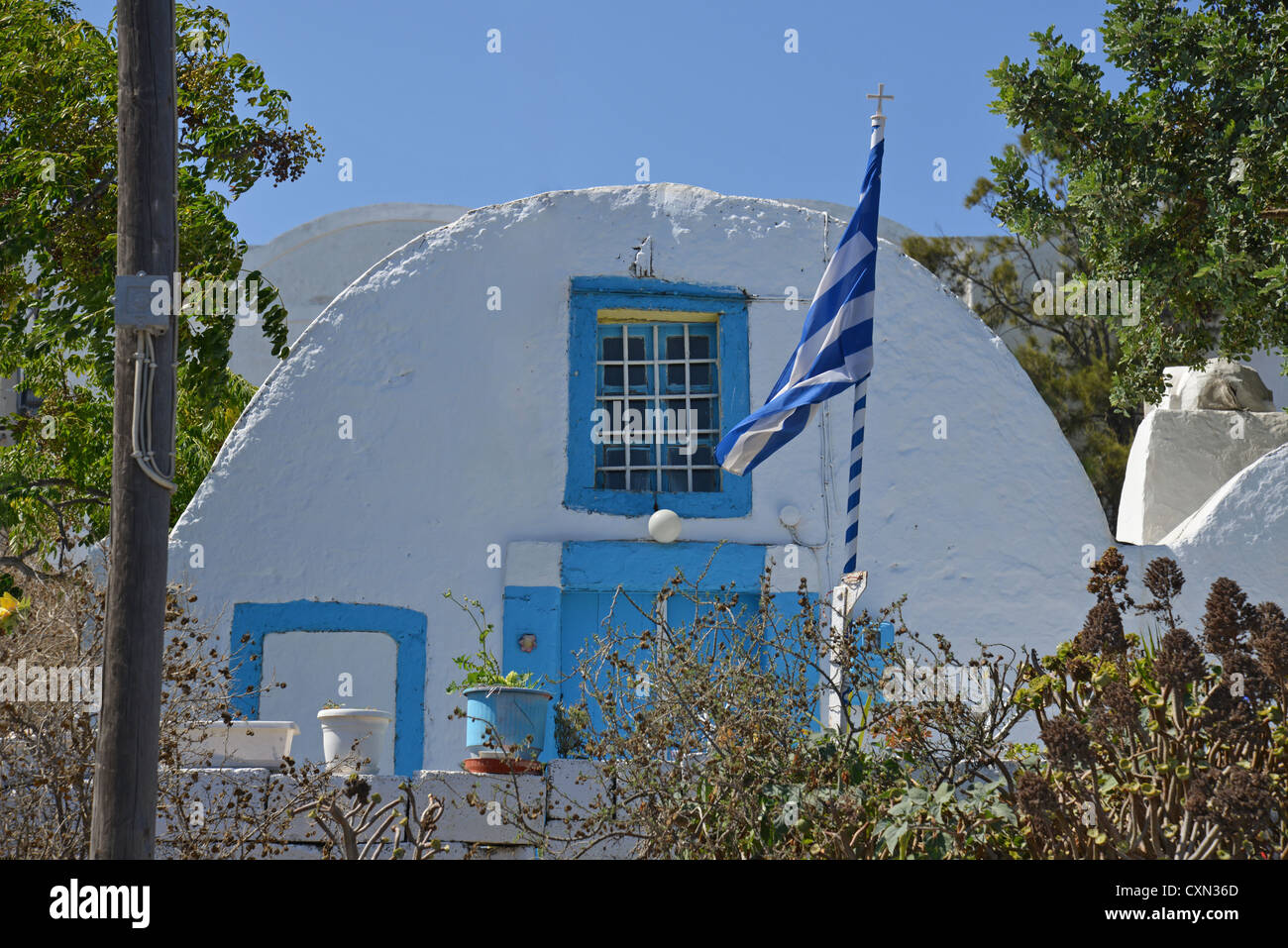 Petite maison à l'extérieur du pavillon grec, Fira, Santorini, Cyclades, Mer Égée, Grèce Région Sud Banque D'Images
