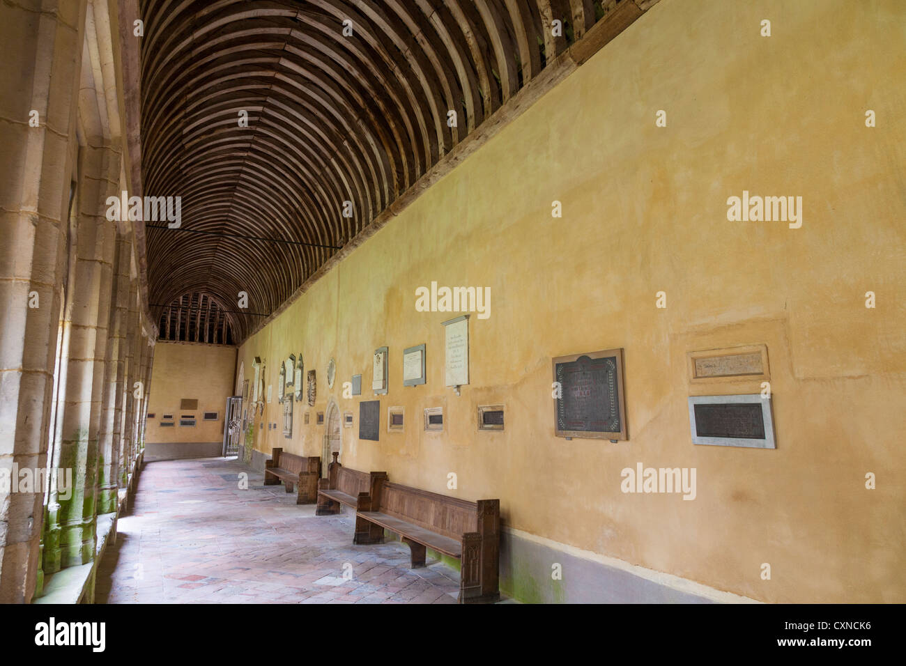 Le cloître de Winchester college Banque D'Images