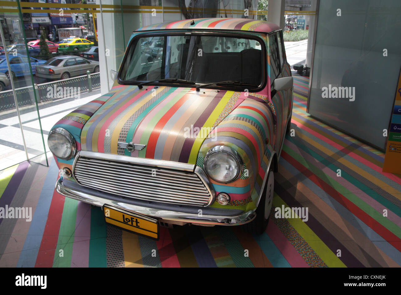 Mini voiture de fantaisie boutique Loft affichage à Siam Discovery Shopping Mall à Bangkok Banque D'Images