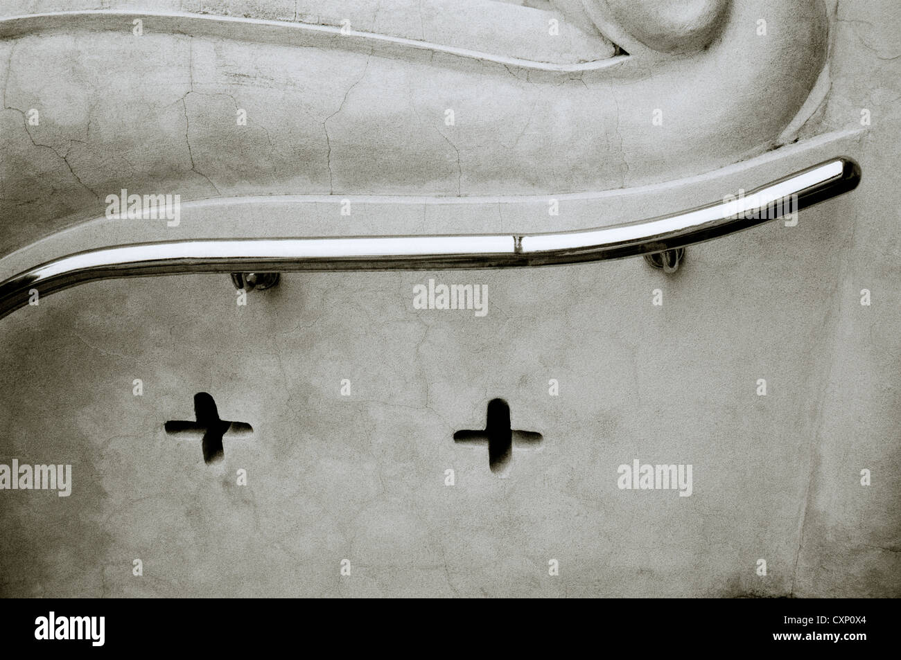 Wat Chedi Luang à Chiang Mai en Thaïlande en extrême-Orient Asie du Sud-est. Bouddhisme Architecture bouddhiste Histoire façonner Voyage b&W ville étapes Banque D'Images