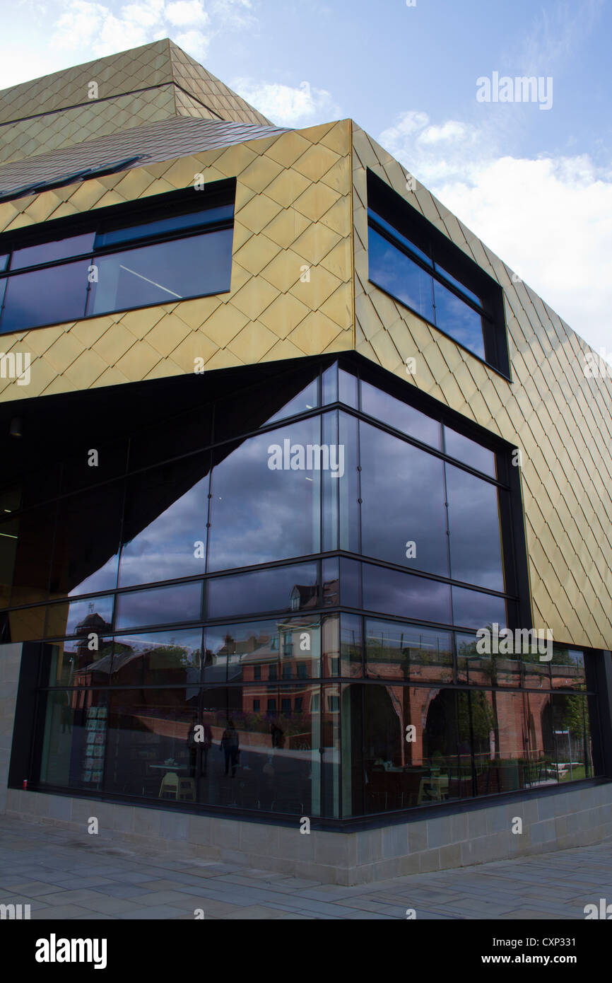 The Hive in Worcester, une université et une bibliothèque publique conçues conjointement par Feilden Clegg Bradley Studios Banque D'Images