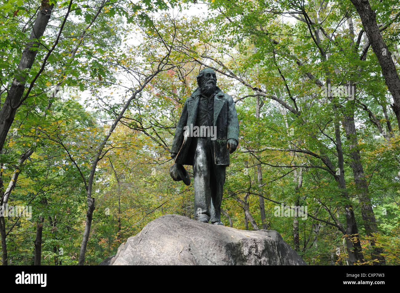 Une statue du poète Walt Whitman par Jo Davidson est en parc d'état de Bear Mountain zoo et musée du Trailside dans l'État de New York. Banque D'Images