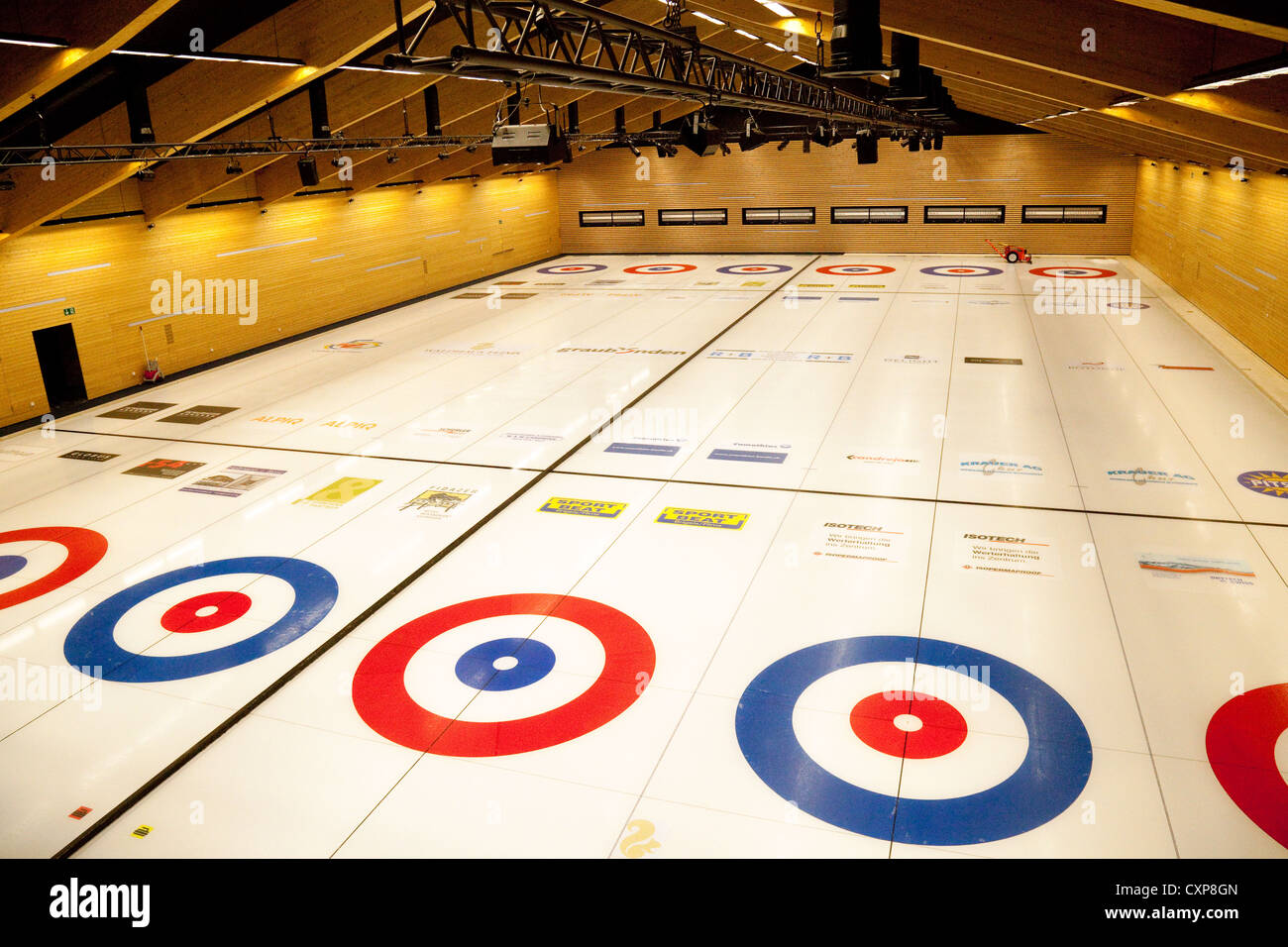 Intérieur d'une salle de curling, Flims, Suisse Europe Banque D'Images