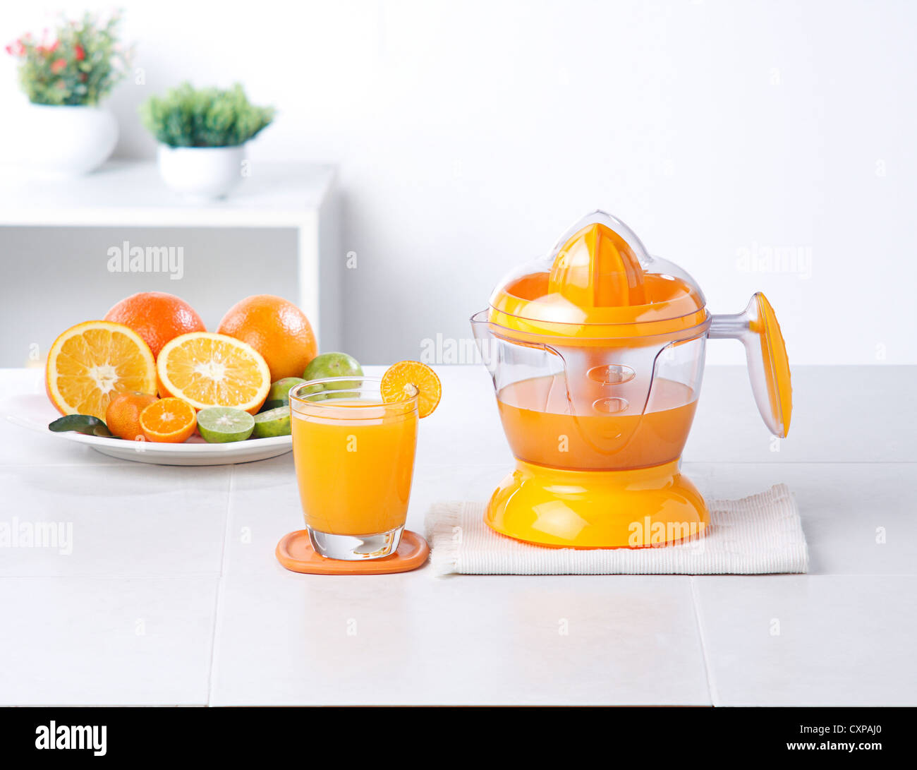 Outil de cuisine mélangeur de jus d'Orange Banque D'Images