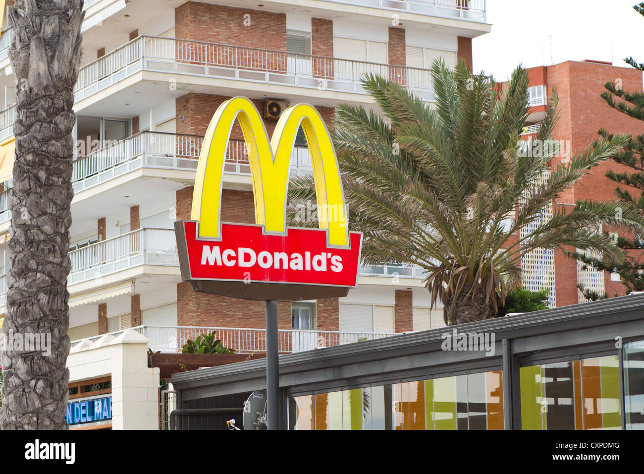 McDonald's signe à Alicante, Espagne Banque D'Images