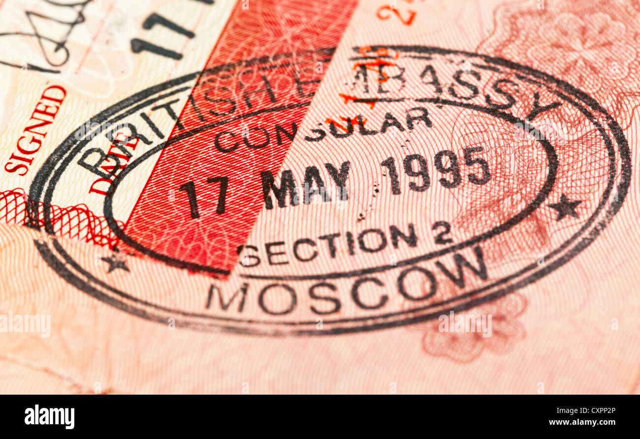 D'entrée et de sortie visa britannique stamps dans Passeport Photo Stock -  Alamy