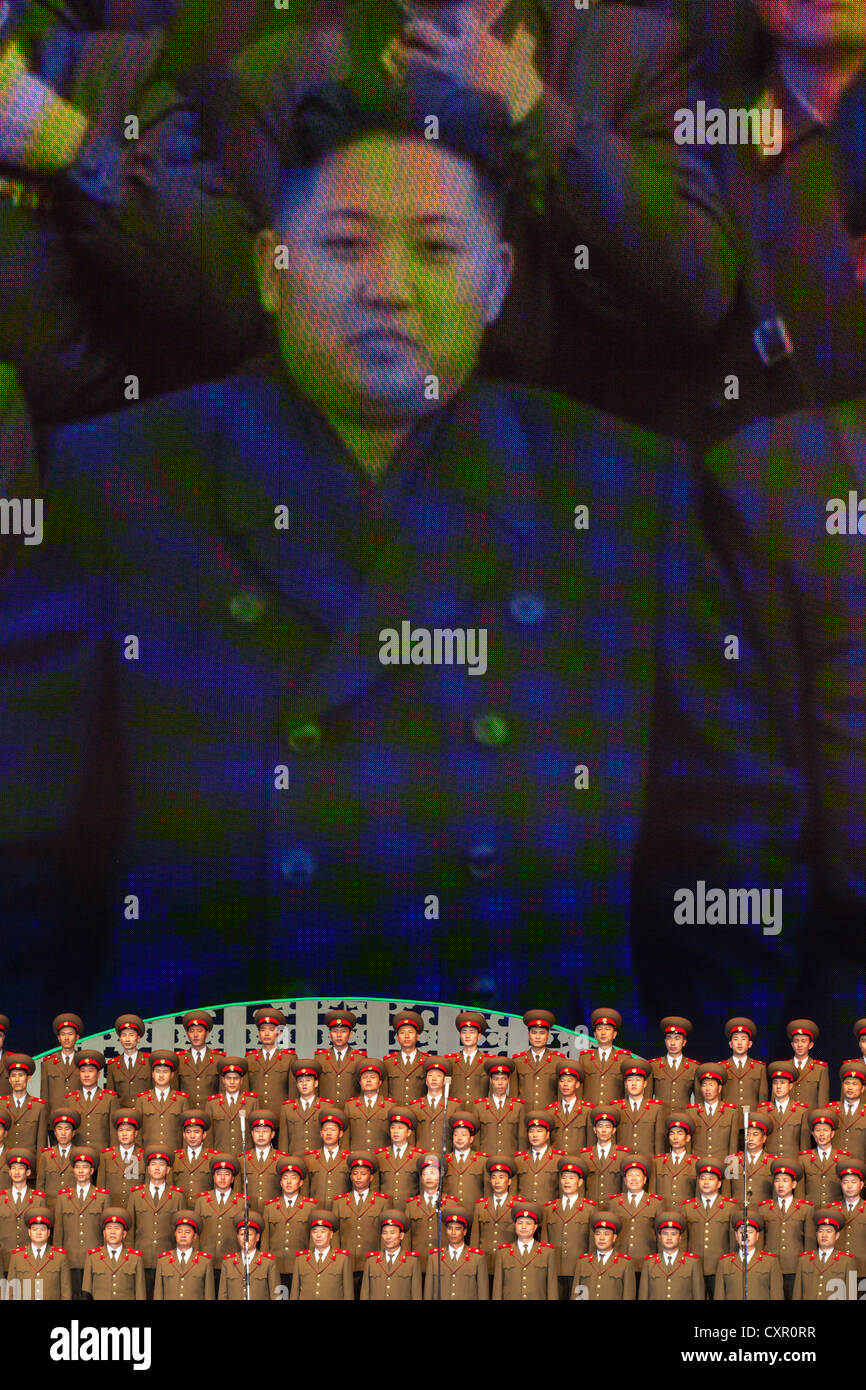 Peuples démocratique République populaire démocratique de Corée (RPDC), la Corée du Nord, Pyongyang, la performance du stade Intérieur de Pyongyang Banque D'Images