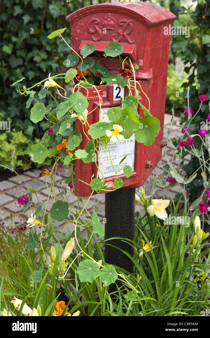 Soeur Suffragette conçu par Janet Leigh et La logeuse attribué argent doré Tatton Park RHS Flower Show 2012 Banque D'Images