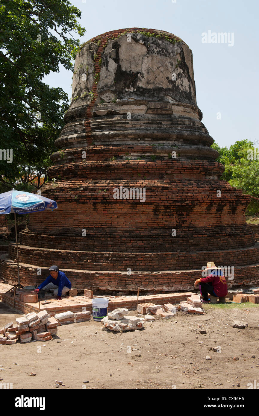 Les travaux de restauration du Wat Phra Si Sanphet, Ayutthaya, Thaïlande, Asie Banque D'Images