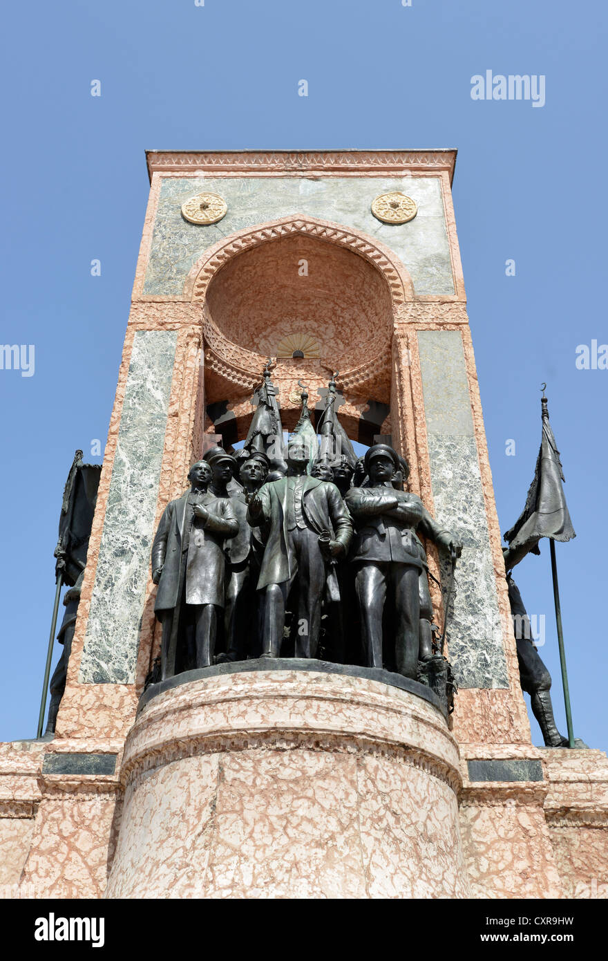 Cumhuriyet Aniti, Monument de la République, Place Taksim, Istanbul, Turquie, Europe, PublicGround Banque D'Images