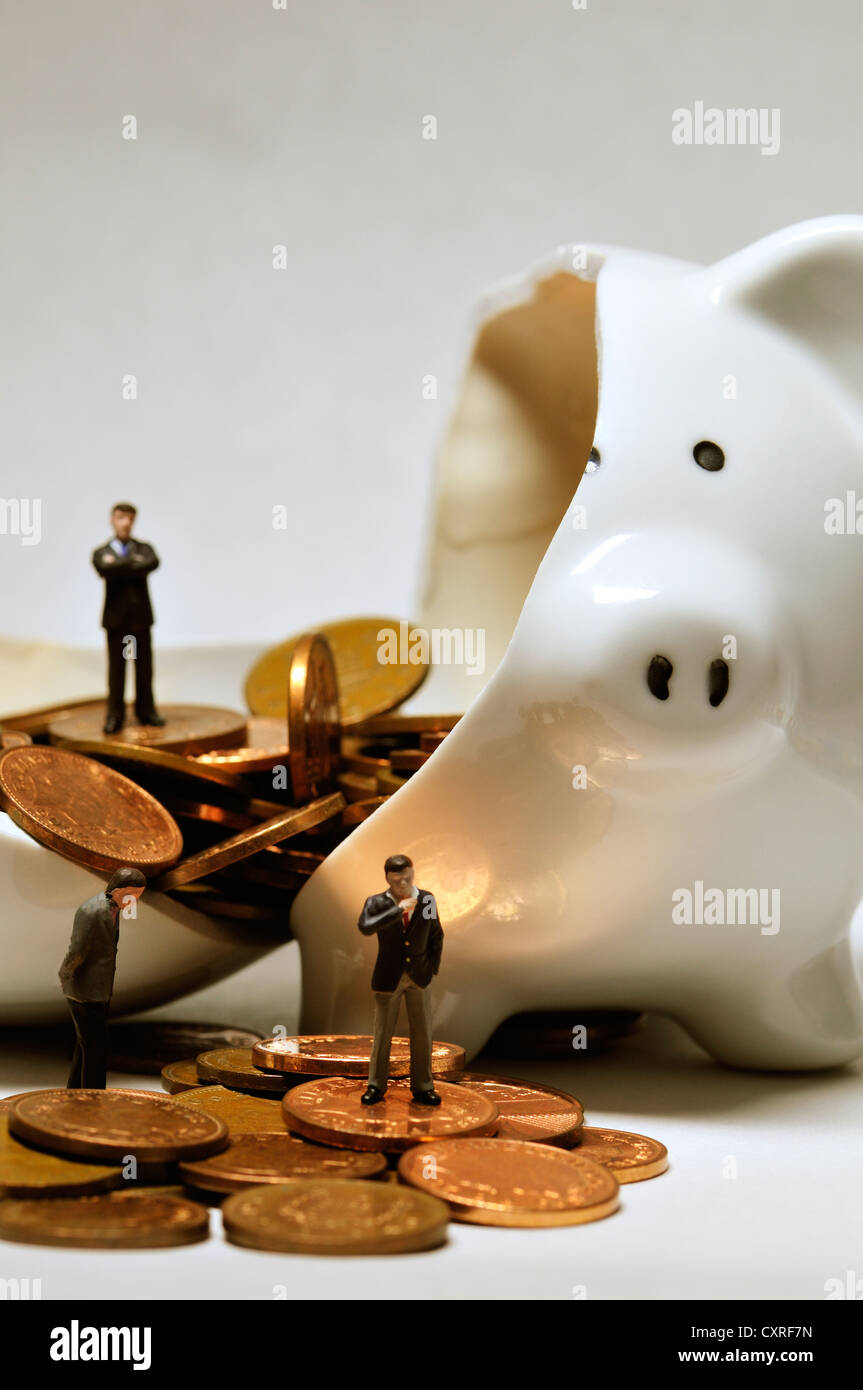 Broken piggy bank Banque D'Images
