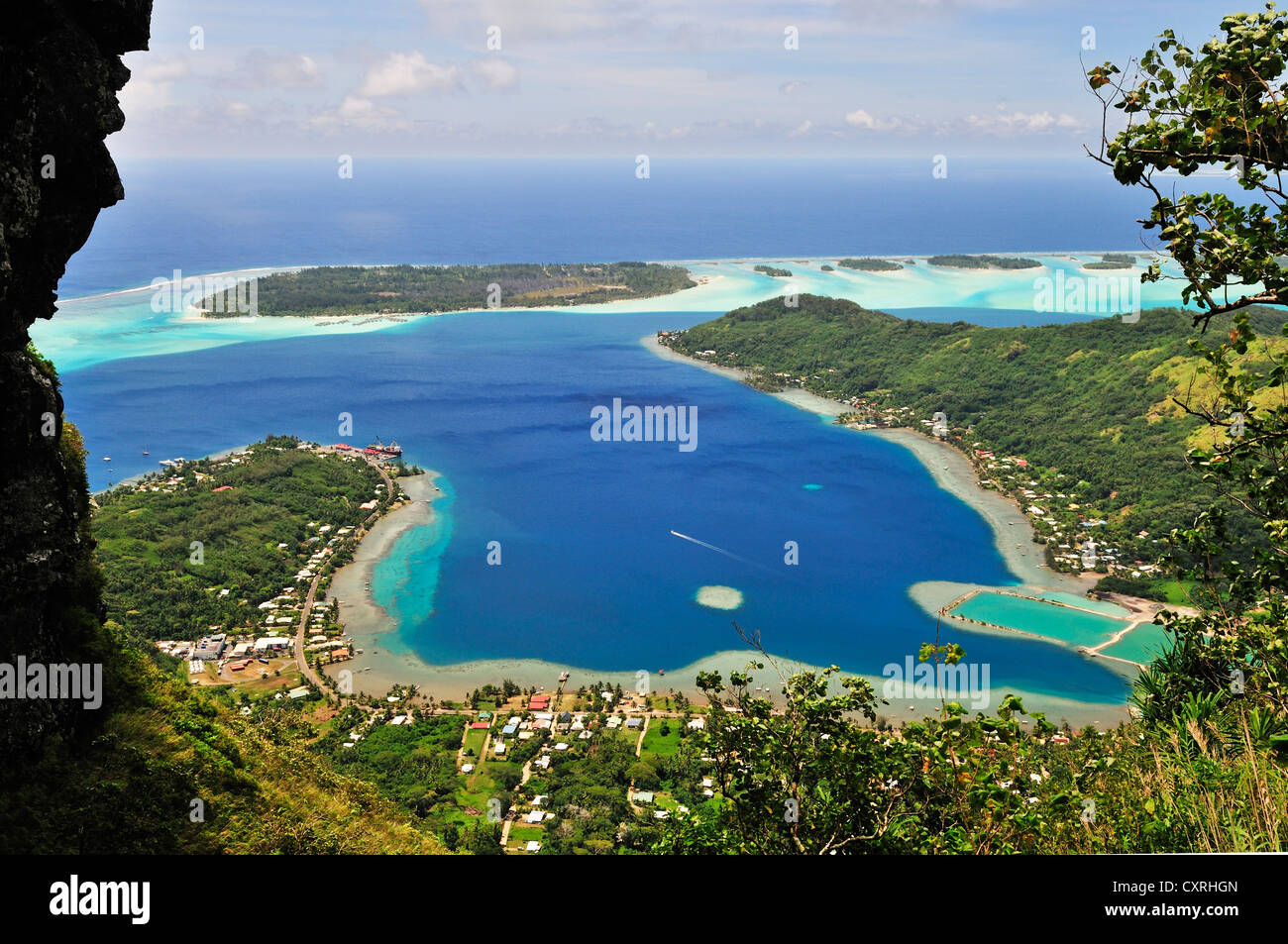 Avis De Vaitape Bora Bora Iles Sous Le Vent Iles De La Societe Polynesie Francaise L Ocean Pacifique Photo Stock Alamy