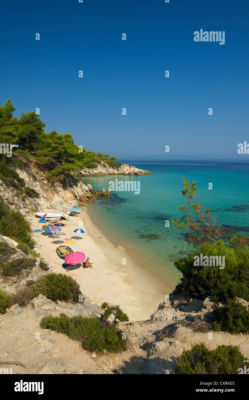 Plage, Kavourotypes Beach sur la péninsule de Sithonia, Halkidiki, Grèce, Europe Banque D'Images
