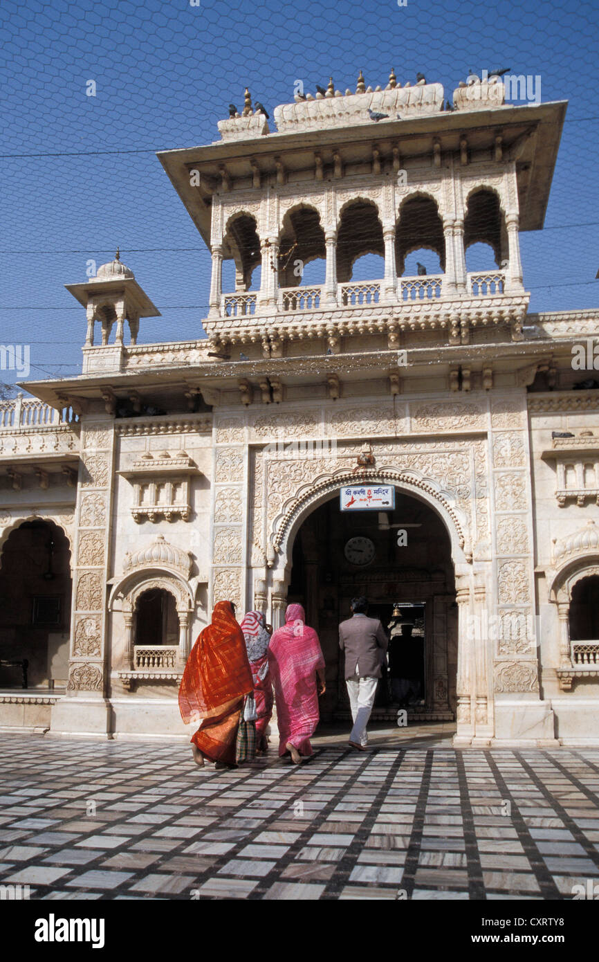 Entrée du temple Karni Mata, temple des Rats, Deshnook ou Deshnok, Rajasthan, Inde, Asie Banque D'Images
