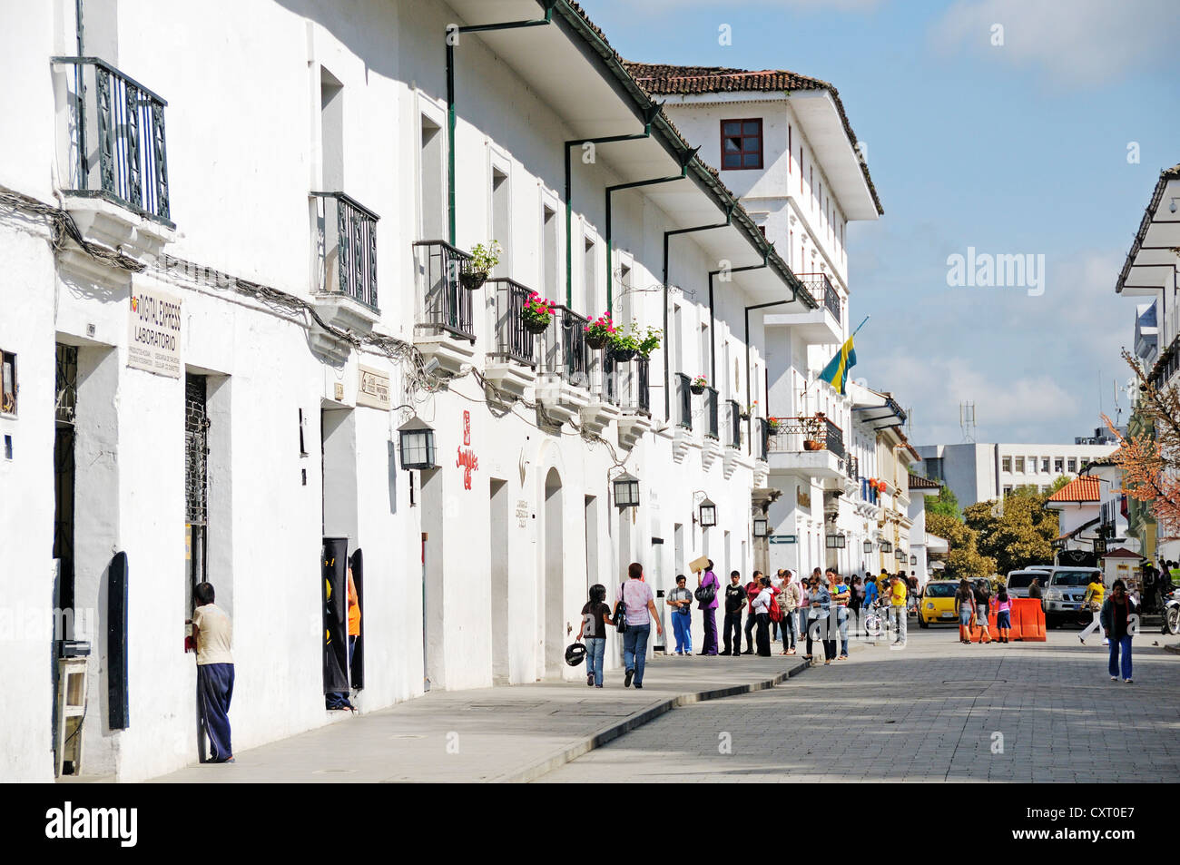 L'architecture coloniale du Parque Caldas, Popayán, capitale de la province de Cauca, Colombie, Amérique latine, Amérique du Sud Banque D'Images