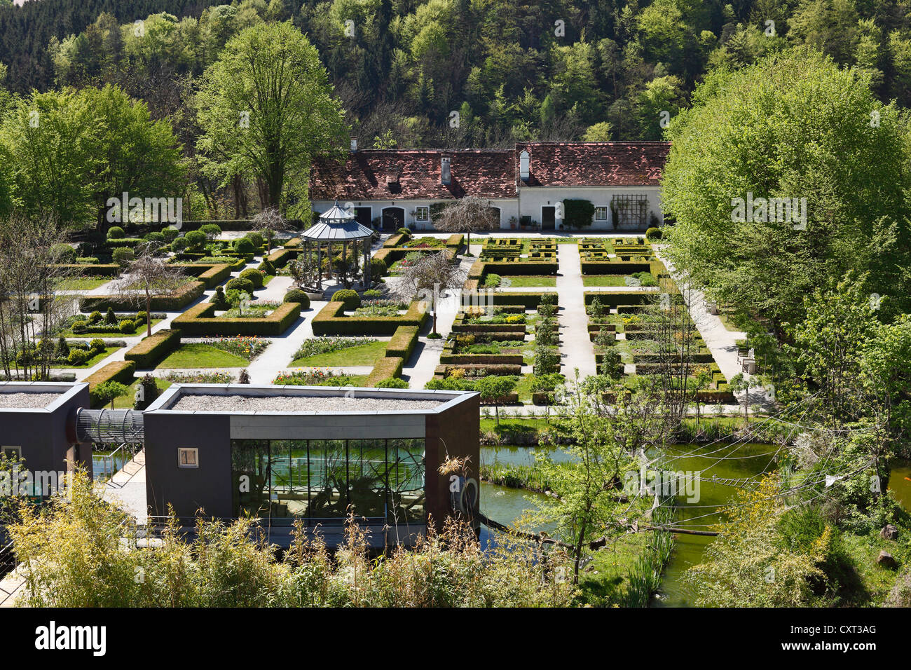 Jardins historiques du château Schloss Herberstein, à l'Est de la Styrie, Styrie, Autriche, Europe Banque D'Images