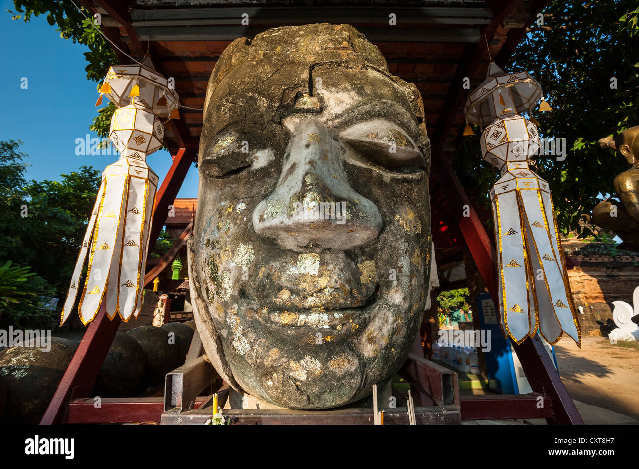 Tête de bouddha, Wat Phra Singh, Chiang Mai, Thaïlande du Nord, Thaïlande, Asie Banque D'Images